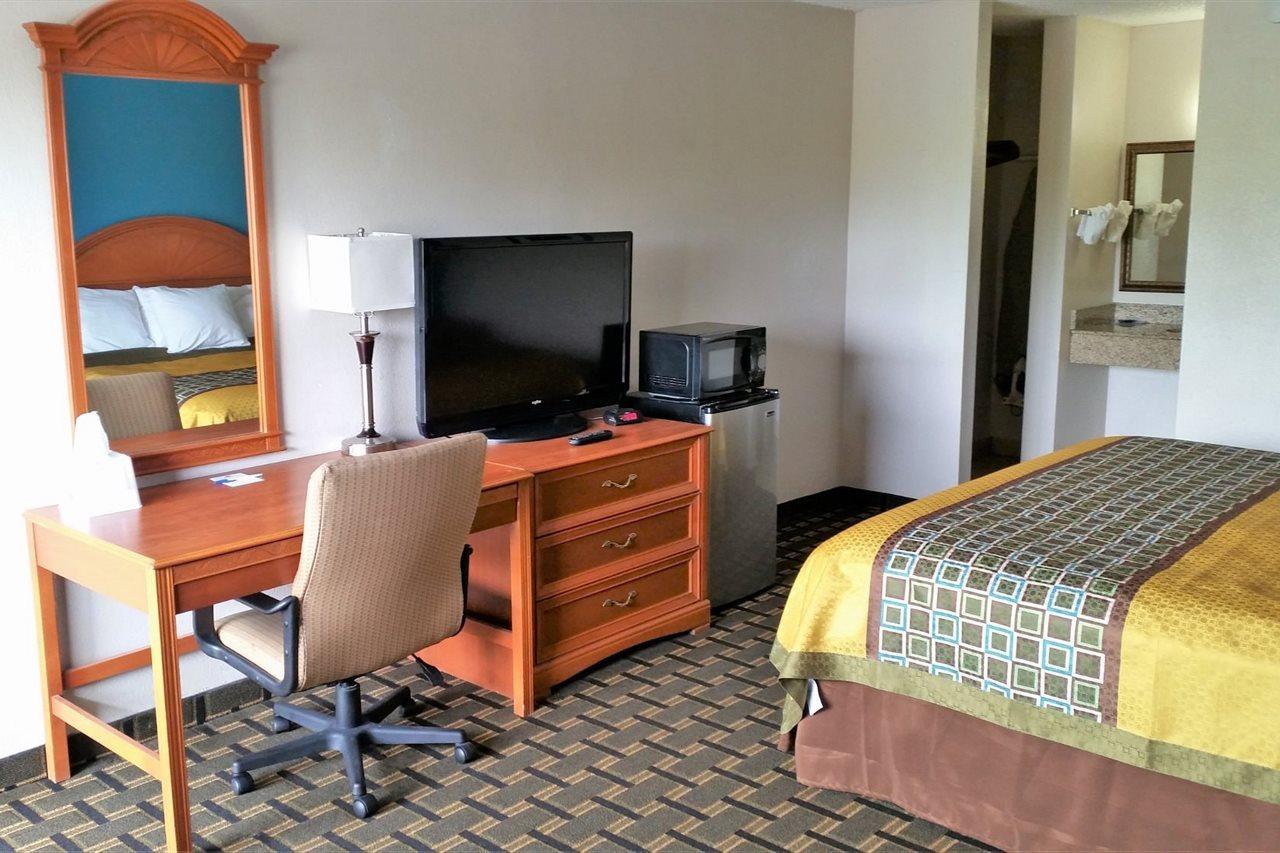 Americas Best Value Inn Elizabethtown Exterior foto