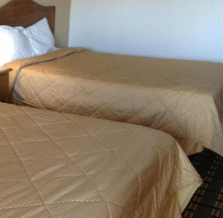 Americas Best Value Inn Elizabethtown Zimmer foto